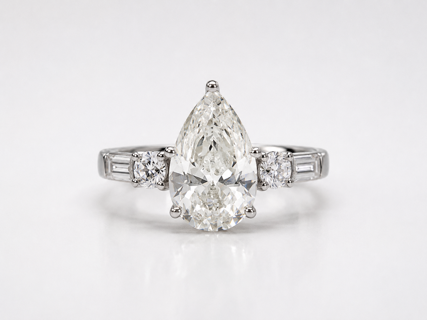 ICERA ICE STACK – Statement Pearl Ring